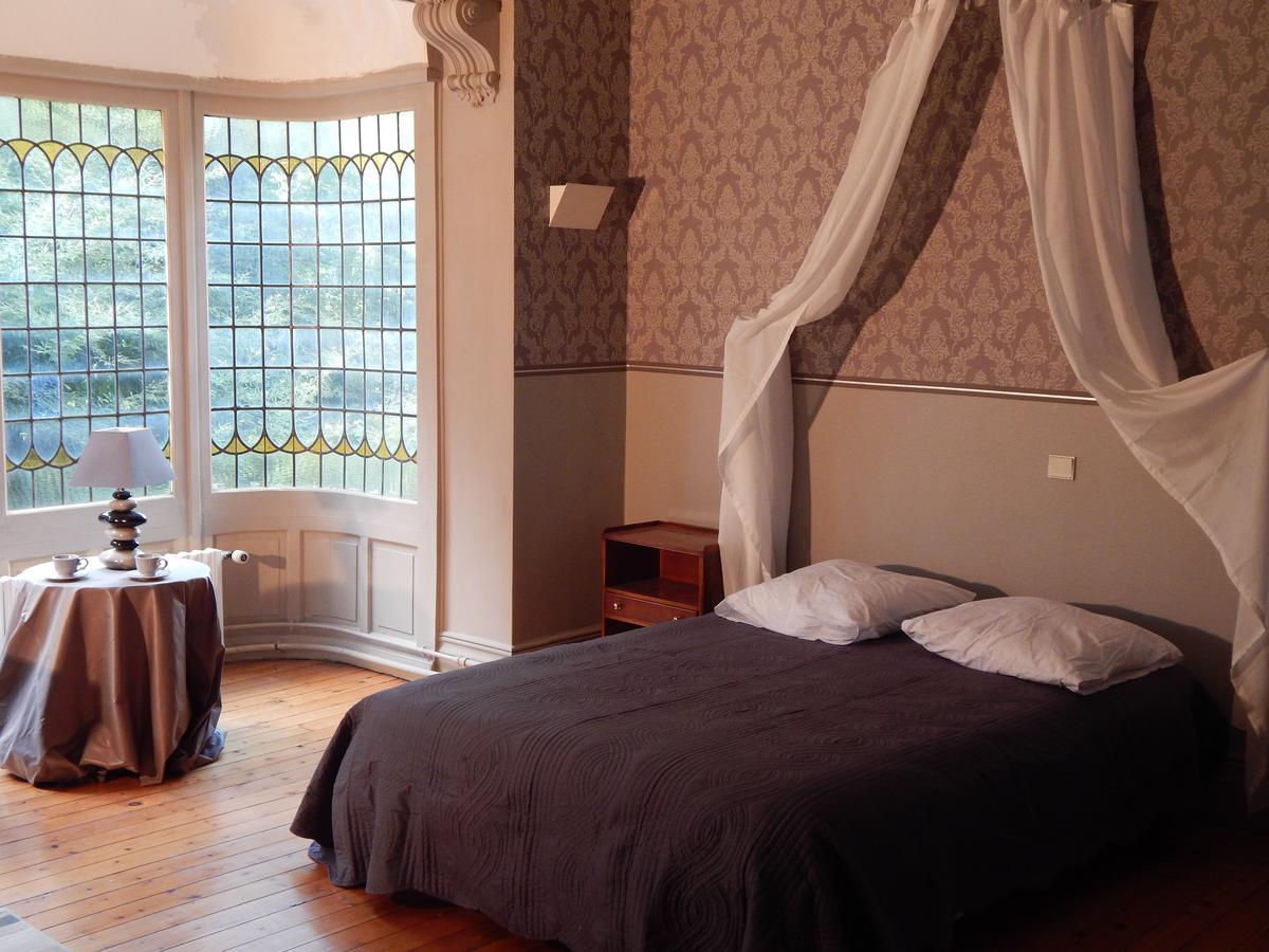 Manoir Les Cedres Bed and Breakfast Corbehem Exteriör bild